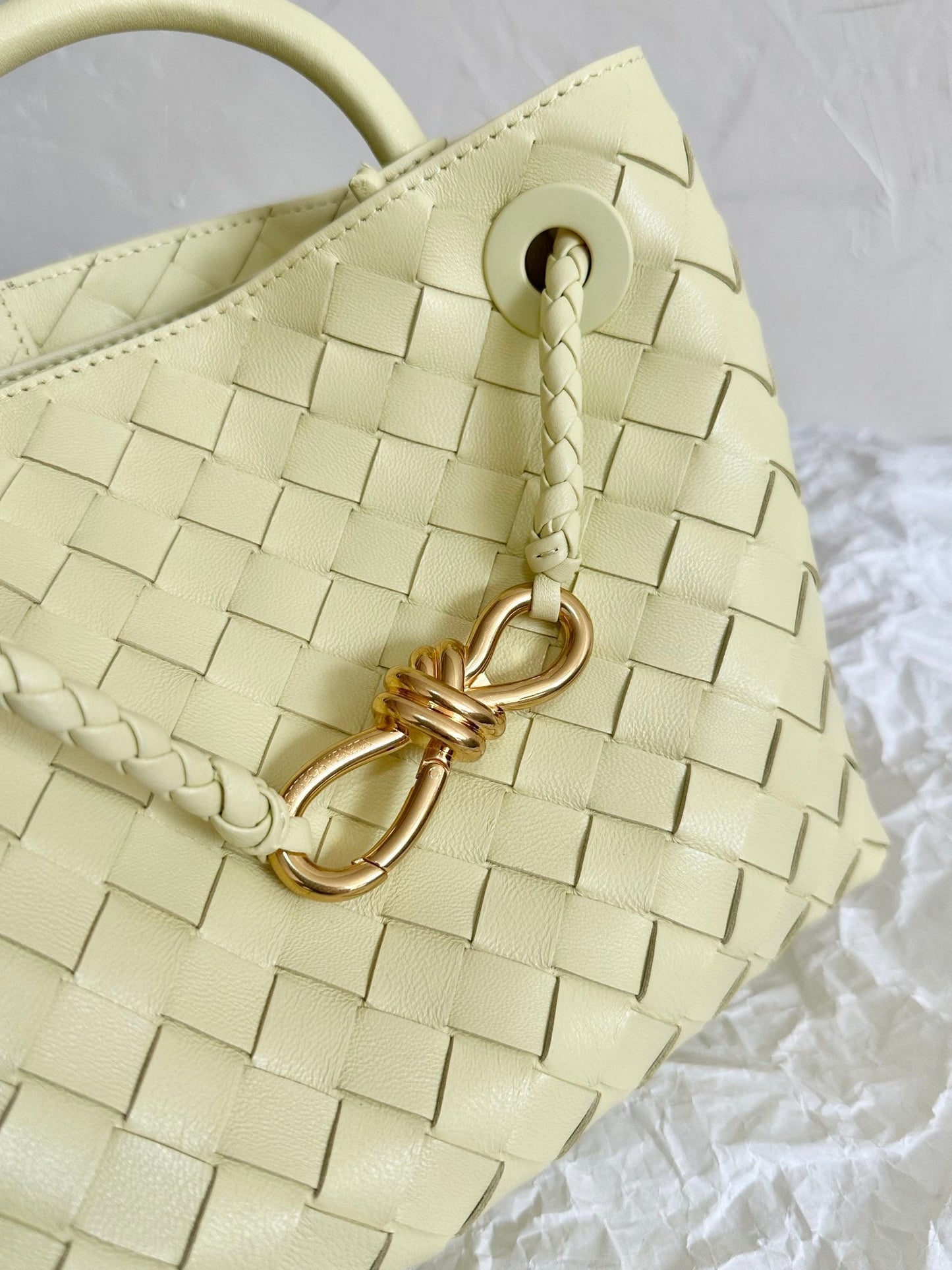 Amelia SMALL ANDIAMO 25CM LIGHT YELLOW LAMBSKIN