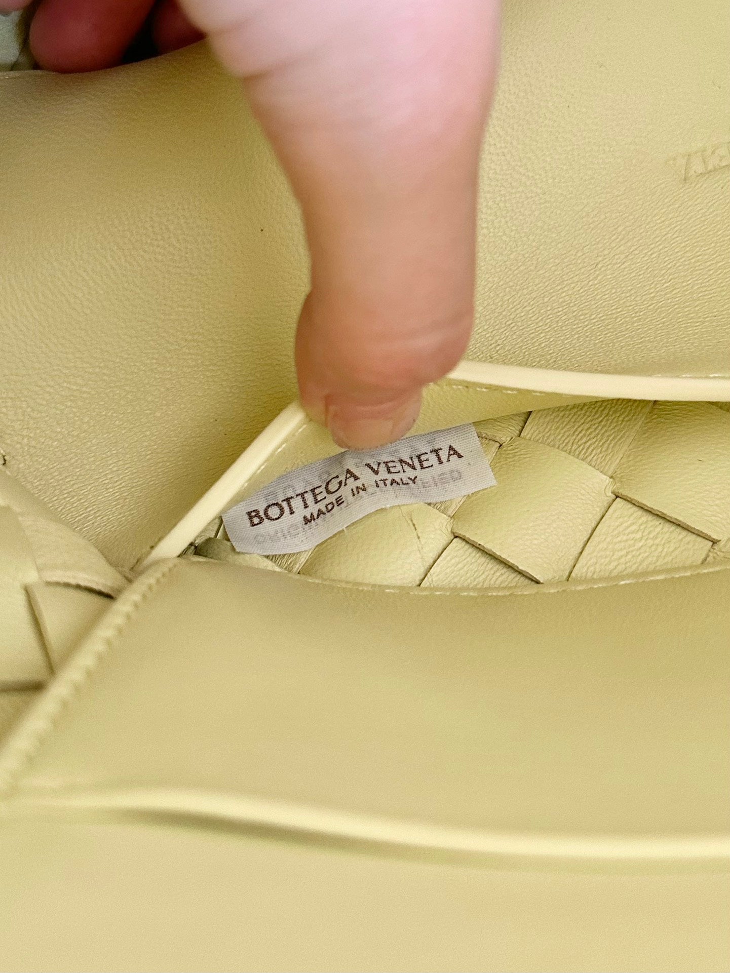 Amelia SMALL ANDIAMO 25CM LIGHT YELLOW LAMBSKIN Amelia Amelia