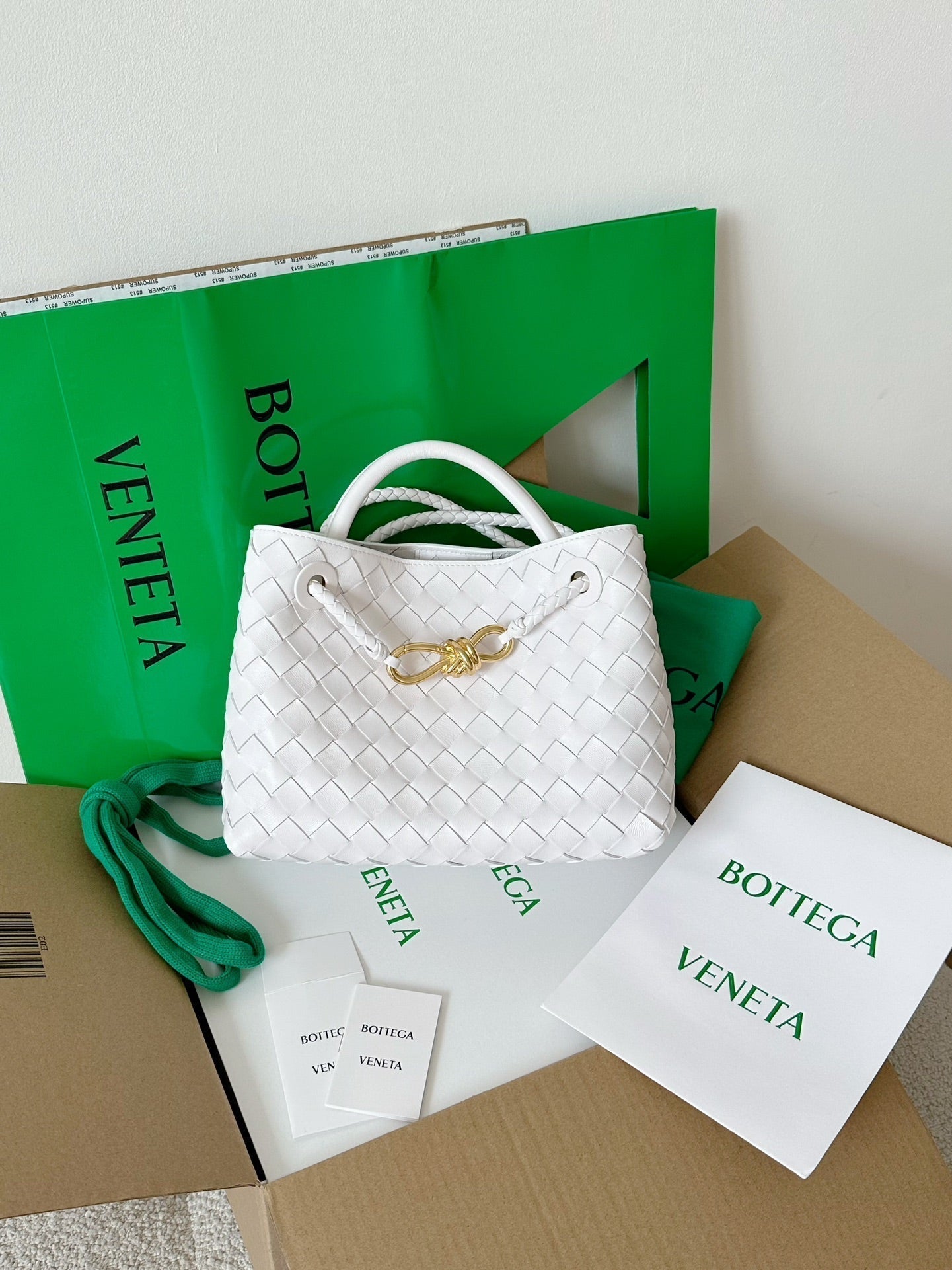 Amelia SMALL ANDIAMO 25CM WHITE LAMBSKIN Amelia