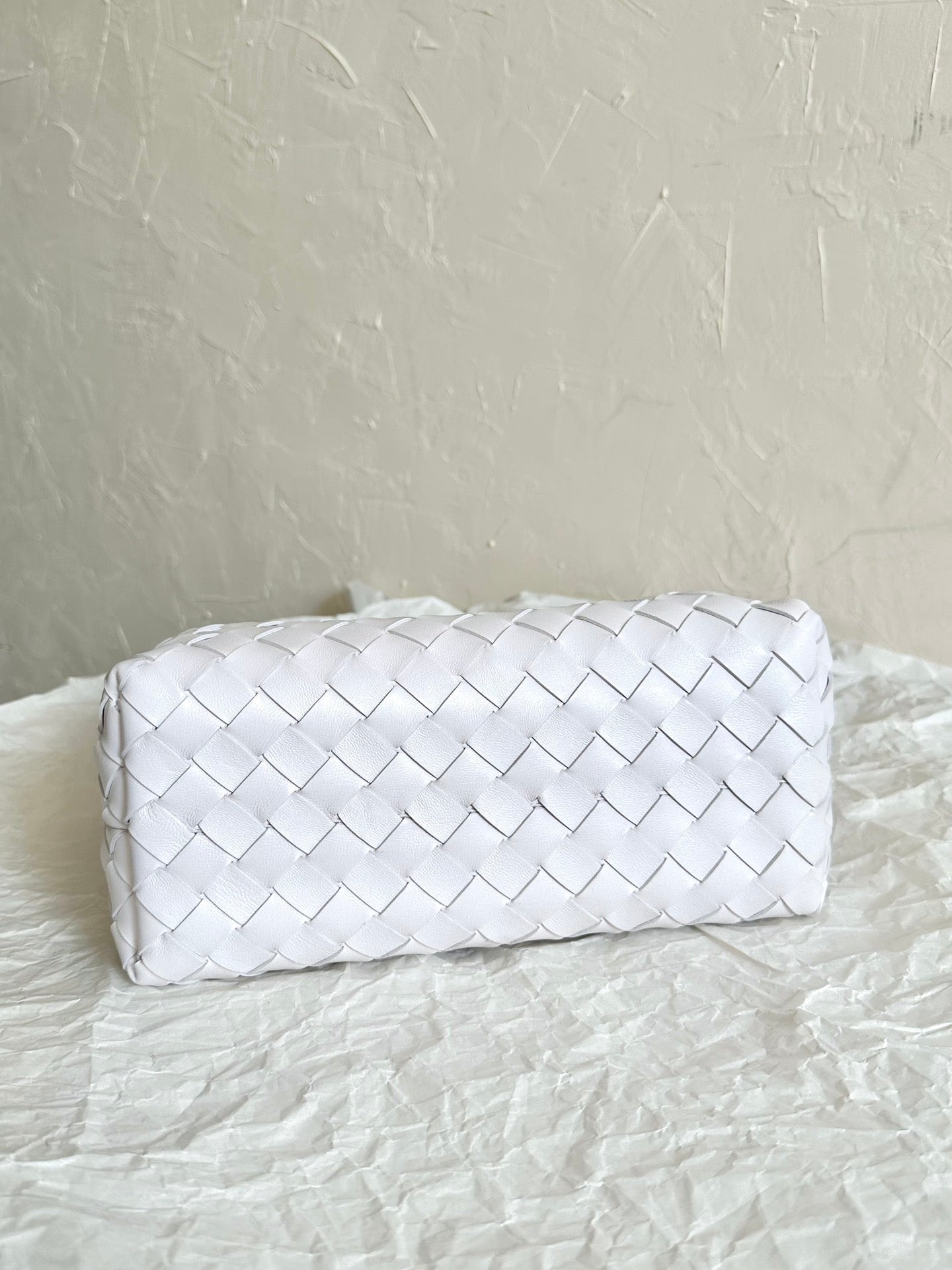 Amelia SMALL ANDIAMO 25CM WHITE LAMBSKIN Amelia Amelia