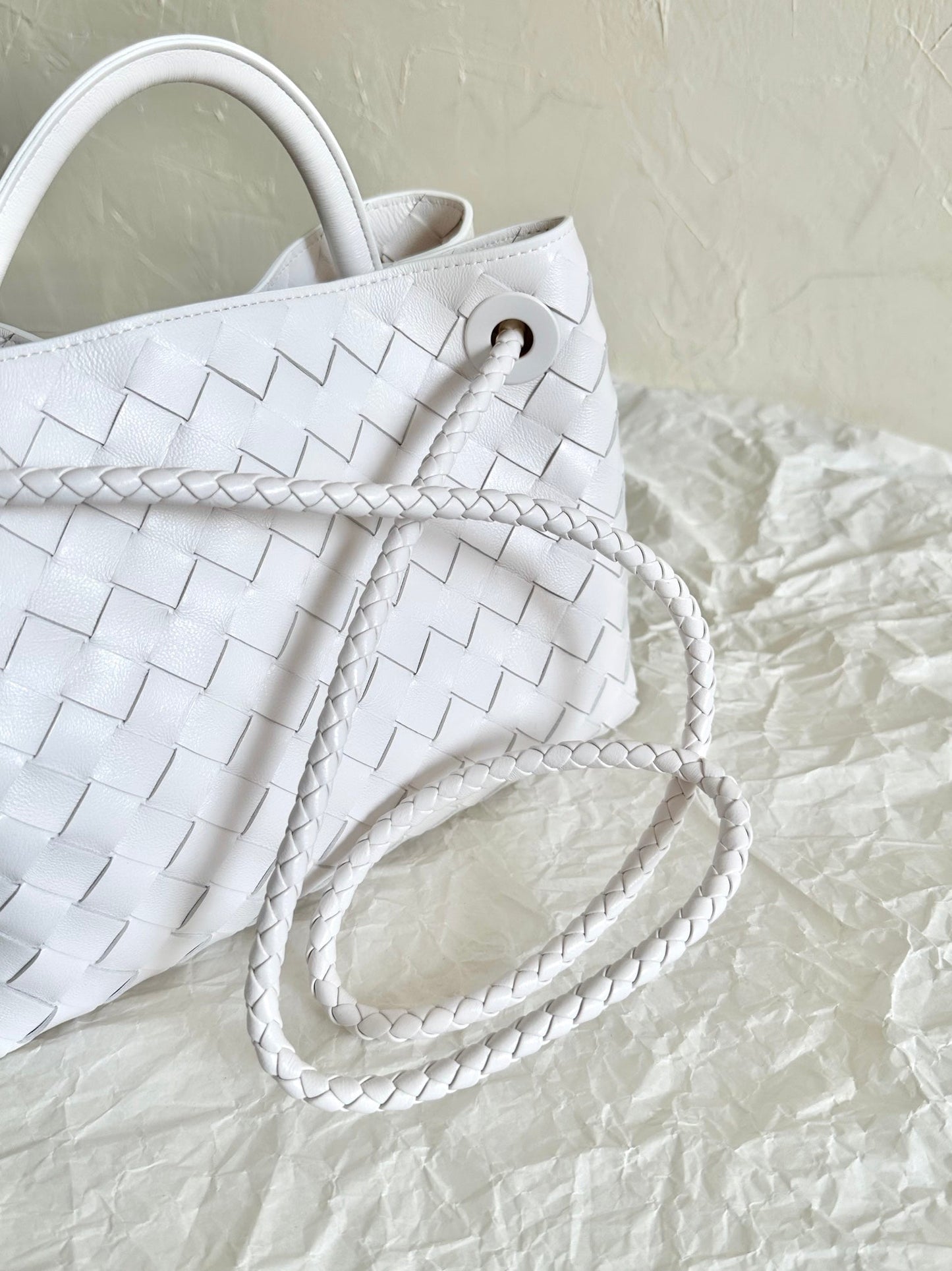 Amelia SMALL ANDIAMO 25CM WHITE LAMBSKIN Amelia Amelia