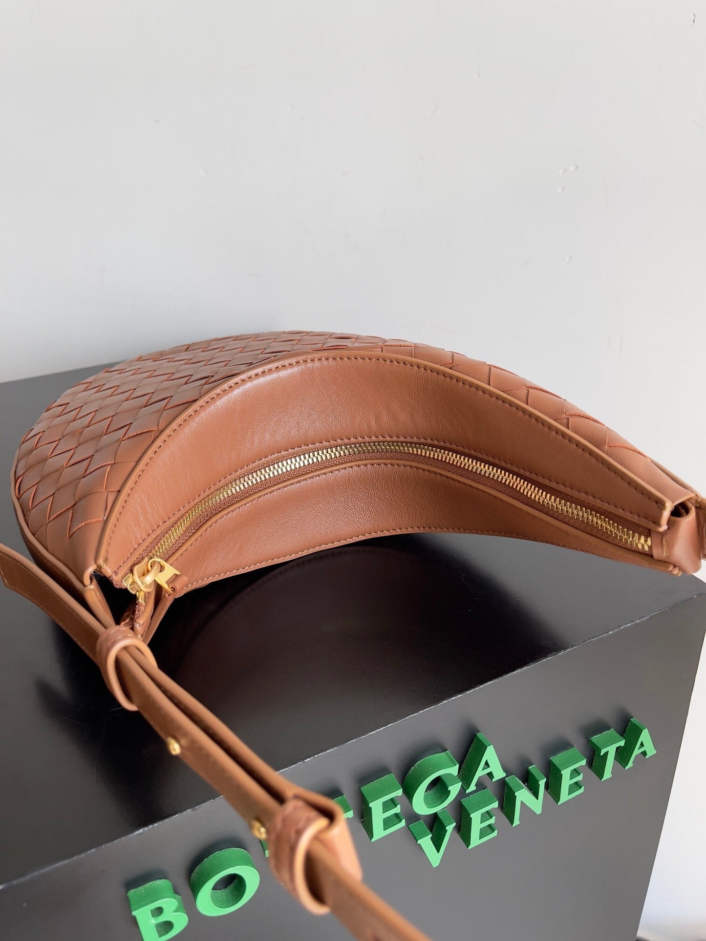Amelia SMALL DROP 32CM BROWN LAMBSKIN Amelia
