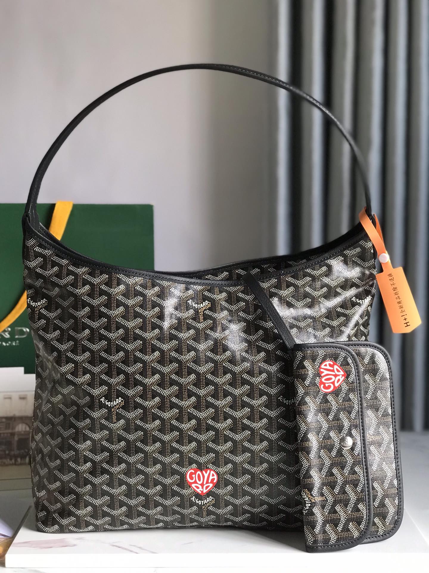HOBO BOHEME 42CM BLACK CANVAS Amelia Amelia