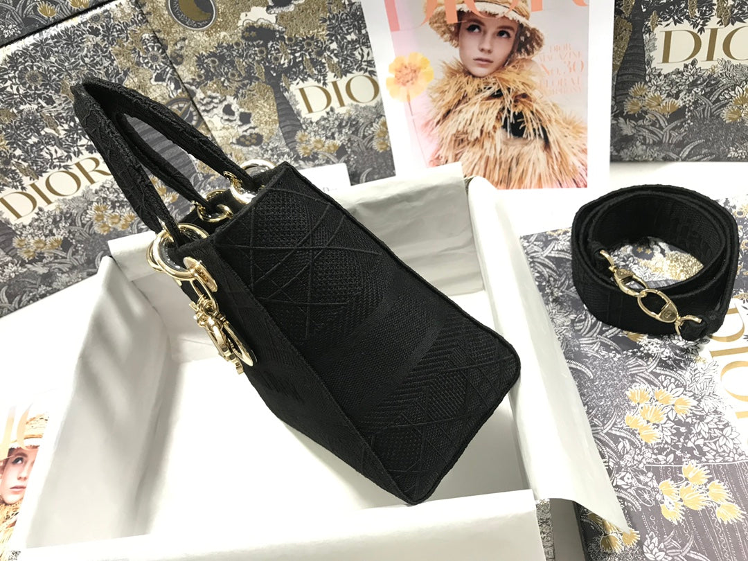 MEDIUM LADY D-LITE 24 BLACK CANNANGE EMBROIDERY Amelia