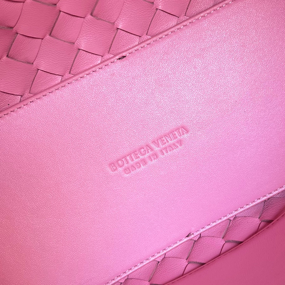 Amelia MEDIUM ANDIAMO 32CM PINK LAMBSKIN Amelia