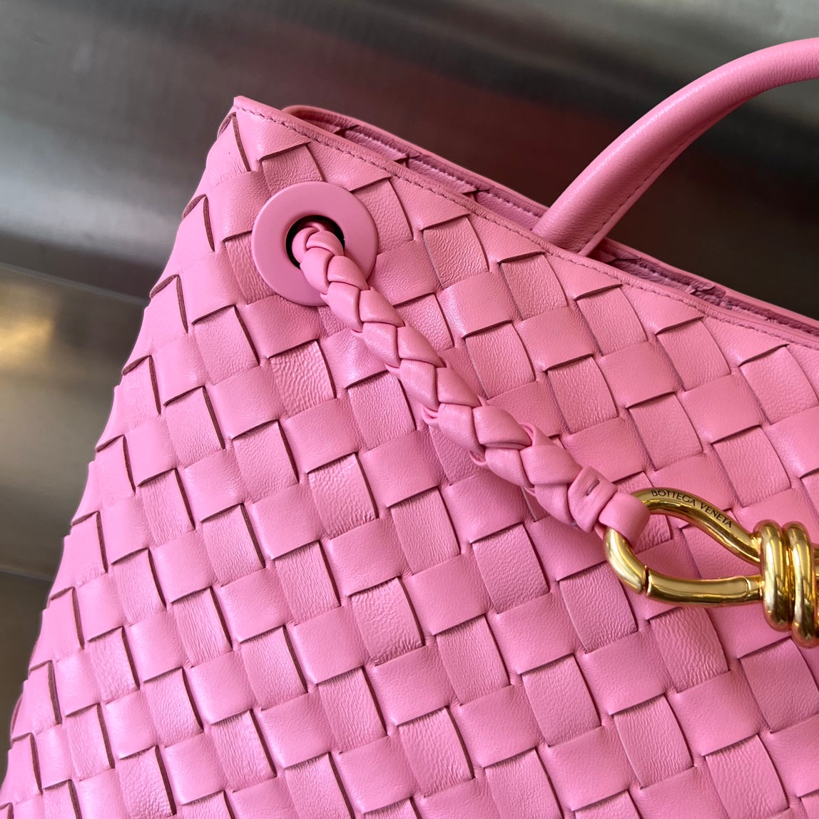 Amelia MEDIUM ANDIAMO 32CM PINK LAMBSKIN