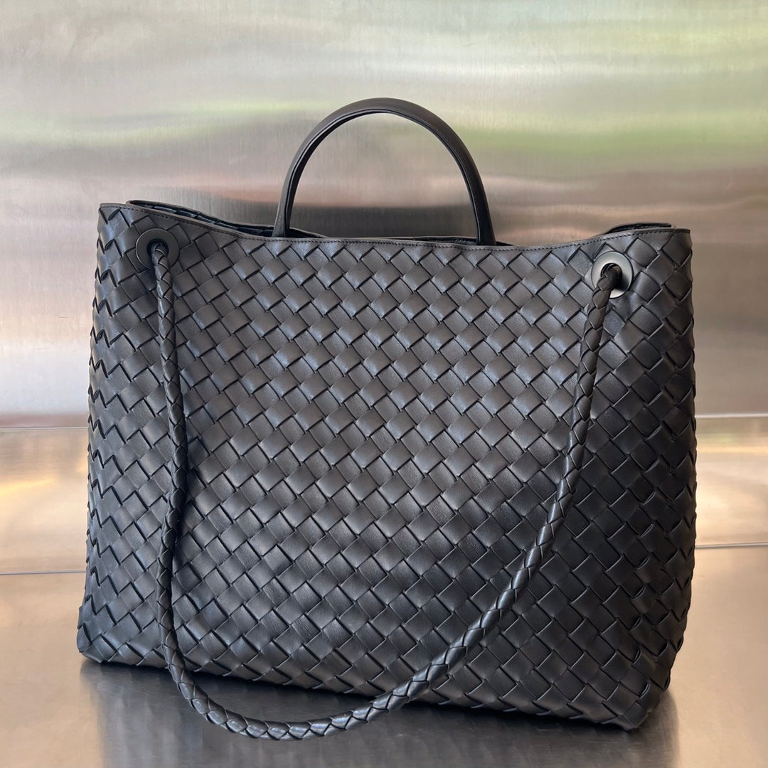 Amelia LARGE ANDIAMO 45CM BLACK LAMBSKIN