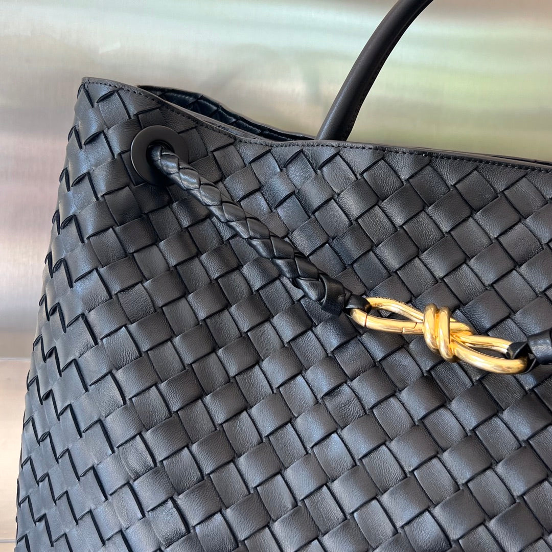 Amelia LARGE ANDIAMO 45CM BLACK LAMBSKIN Amelia Amelia