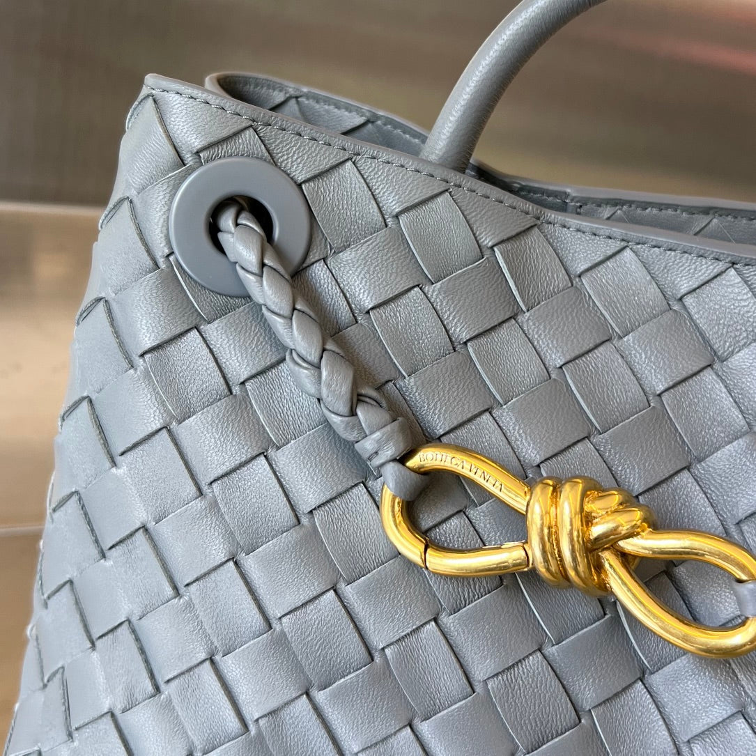 Amelia SMALL ANDIAMO 25CM DARK GREY LAMBSKIN