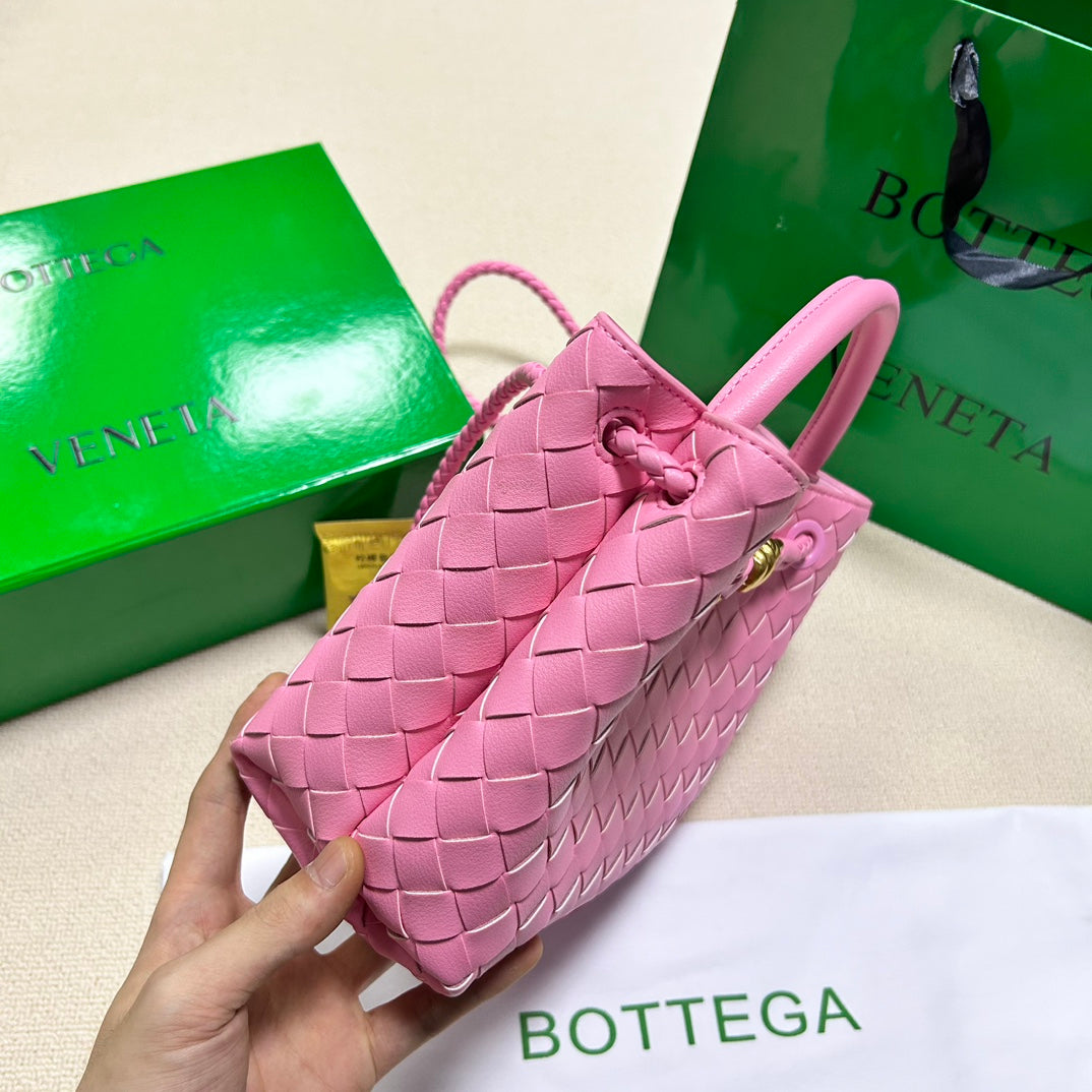 Amelia SMALL ANDIAMO 25CM PINK LAMBSKIN Amelia Amelia
