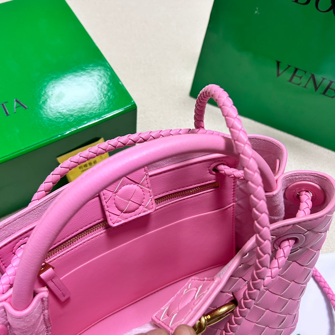 Amelia SMALL ANDIAMO 25CM PINK LAMBSKIN
