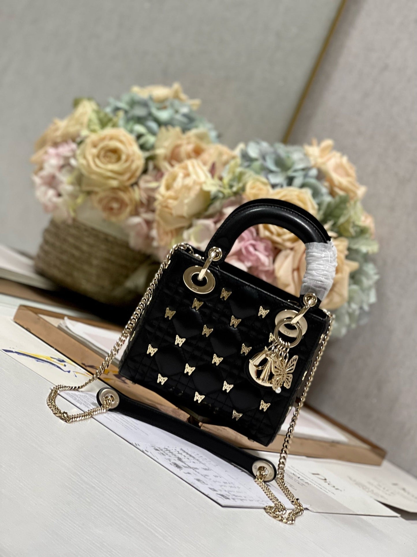 MINI LADY 17 BUTTERFLY STUD BLACK LAMBSKIN Amelia