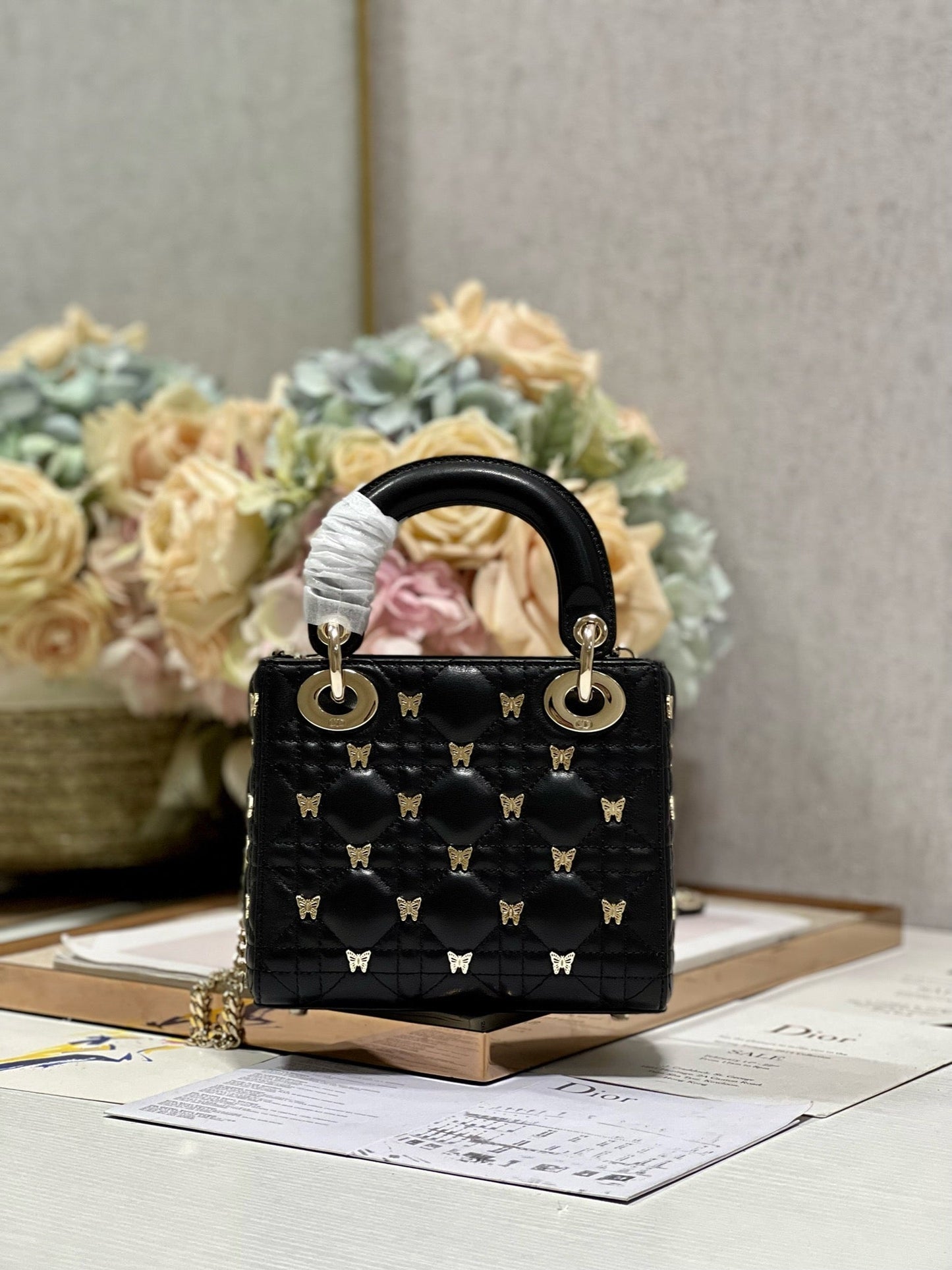 MINI LADY 17 BUTTERFLY STUD BLACK LAMBSKIN Amelia