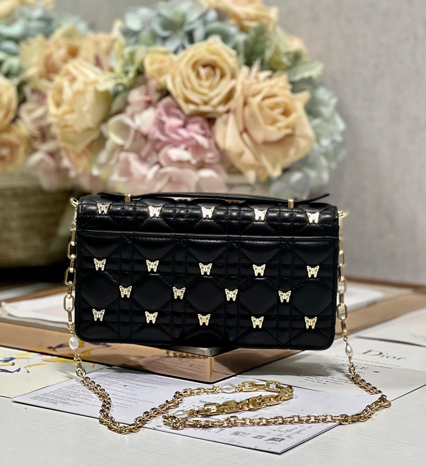 MISS LADY 21 BUTTERFLY STUD BLACK LAMBSKIN Amelia