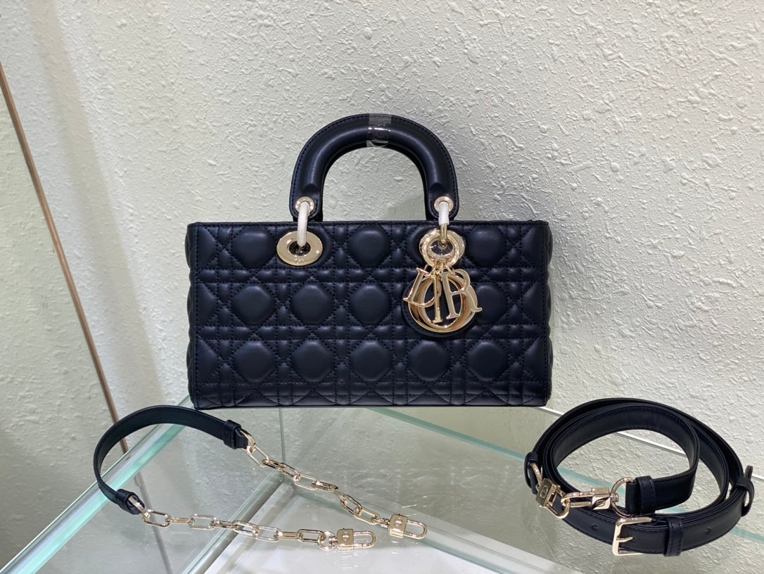 MEDIUM LADY D-JOY 26 BLACK LAMBSKIN Amelia