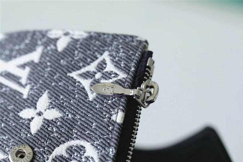 Fan Fashion Lu-Vi bags - 8807