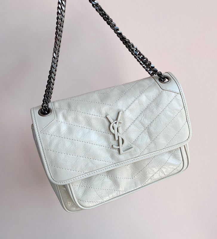 Amelia - YSL Bag - 3731