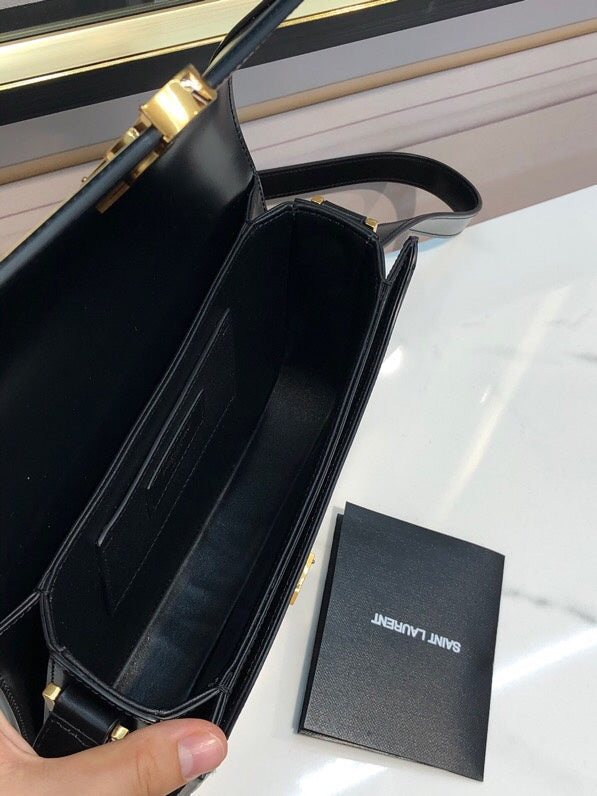 Amelia - YSL Bag - 3735