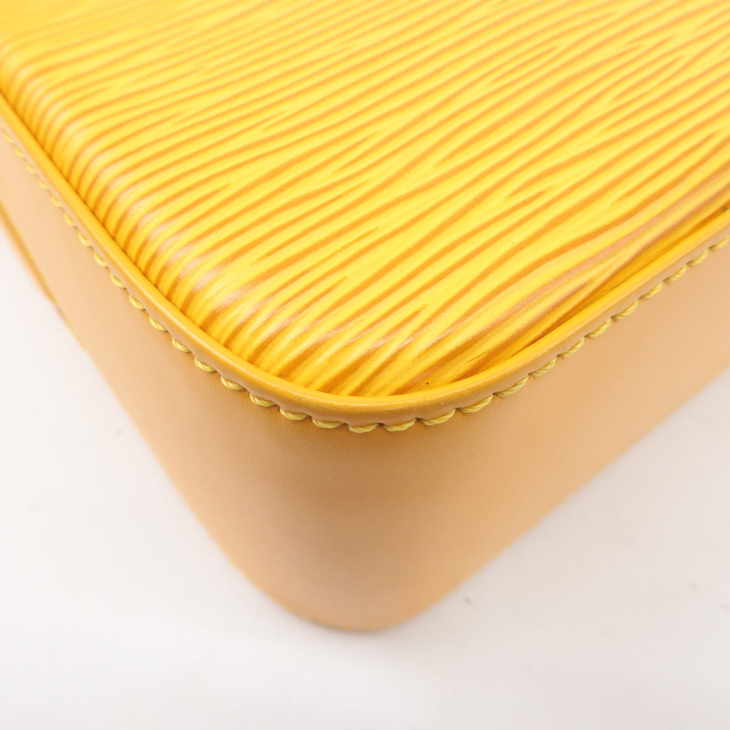 Louis Vuitton Epi Buci Shoulder Bag Tassili Yellow M52209