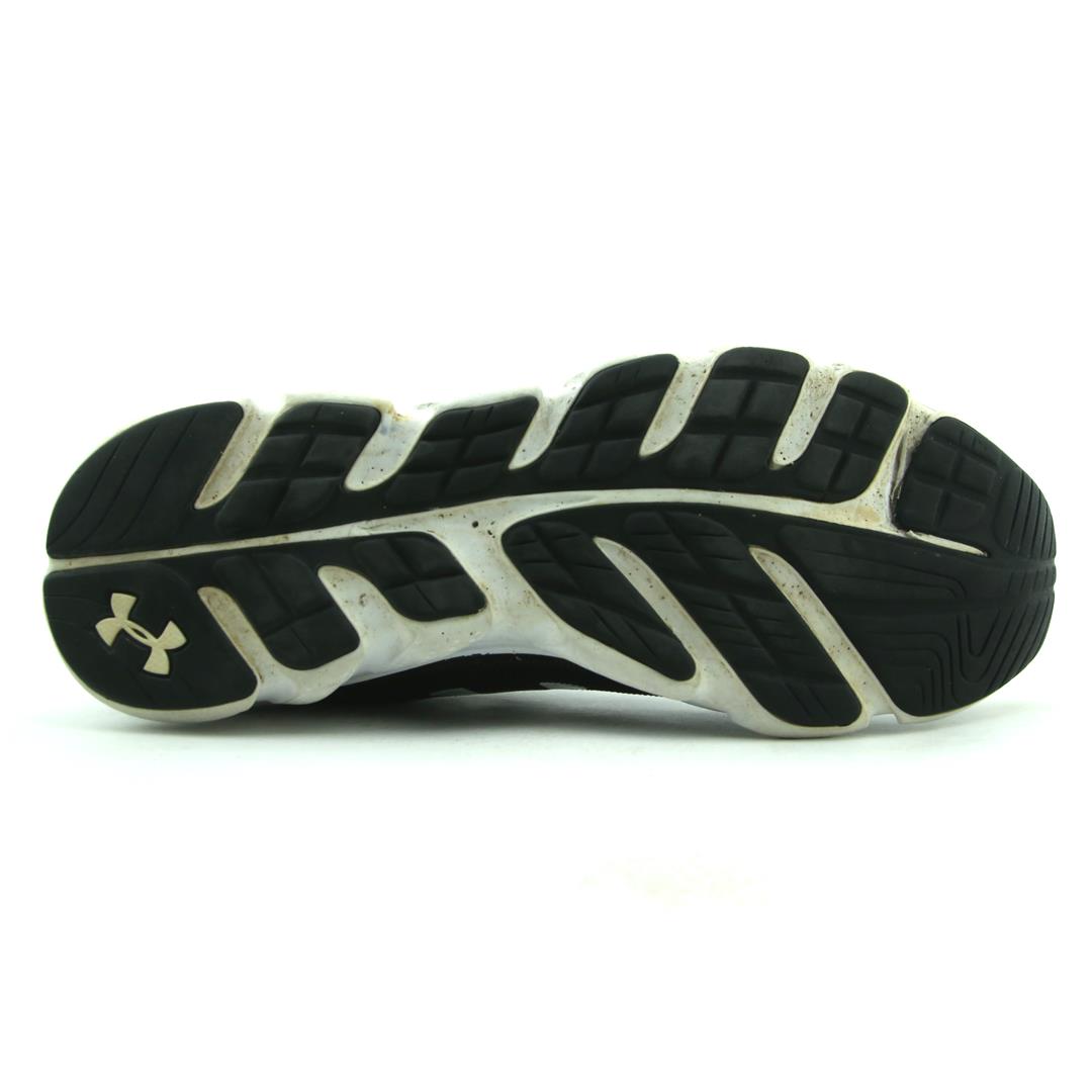 UNDER ARMOUR MICRO G ASSERT 7
