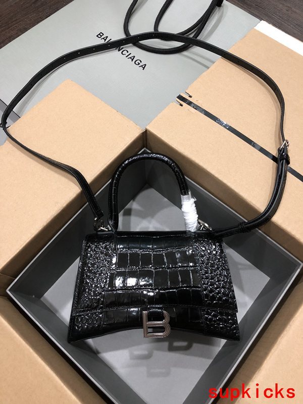Amelia- BG Hourglass Bags - 128