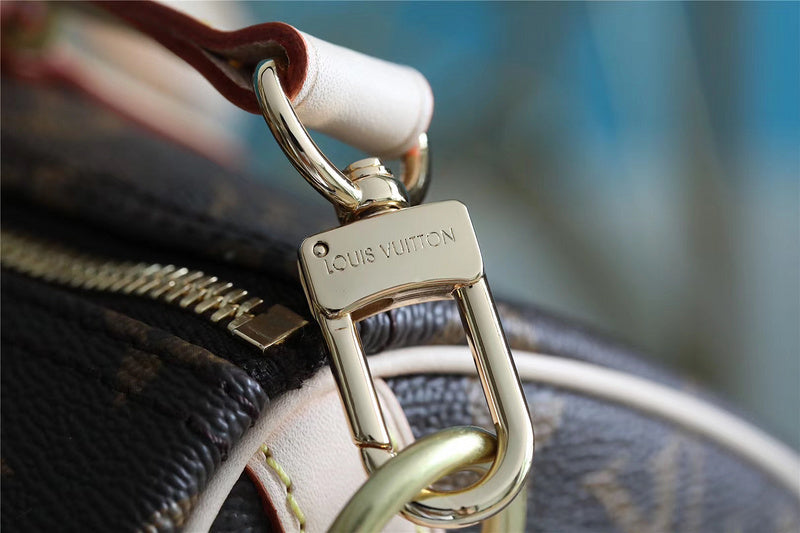 Fan Fashion Lu-Vi bags - 8160