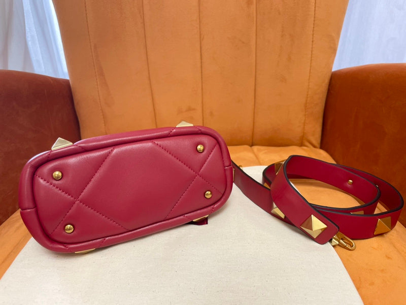 VAL LUXURY BAGS - FOR FASHION LOVERS  AFFORDABLE LUXURY BAGS- 1515