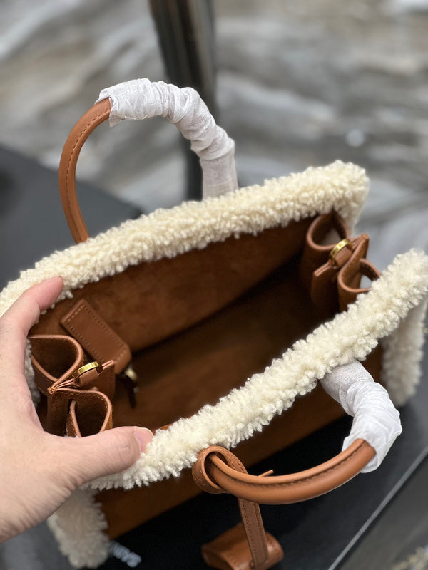 Amelia - YSL Bag - 3938