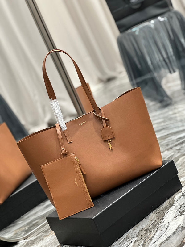 Amelia - YSL Bag - 3943