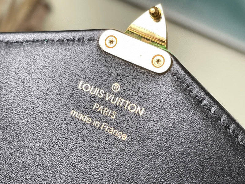 Fashion Lu-Vi bags - 4973