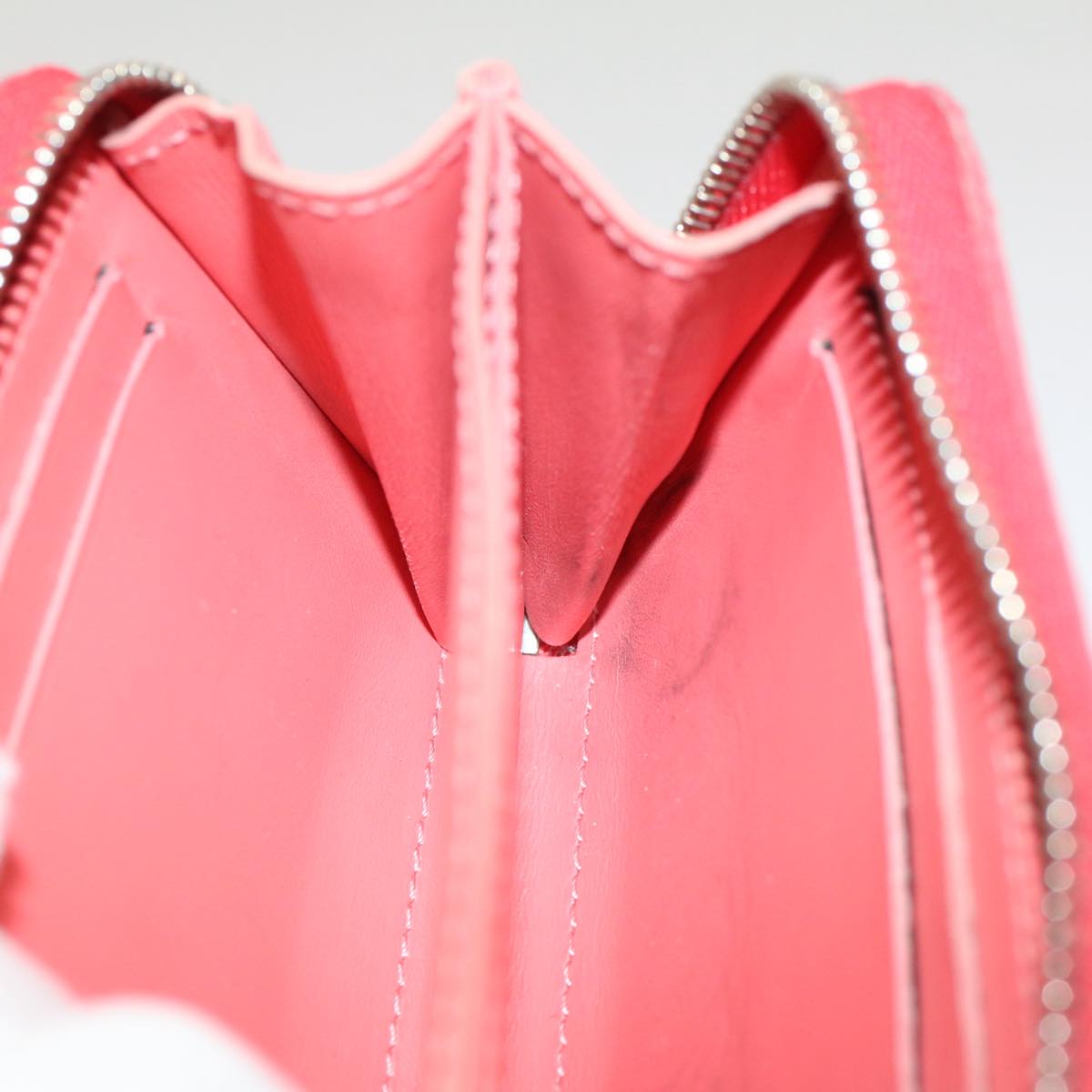 LOUIS VUITTON Zippy coin purse Wallet