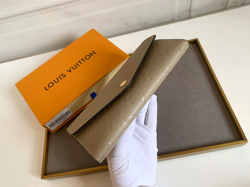 Amelia- LOV  Luxury  Wallets - 667