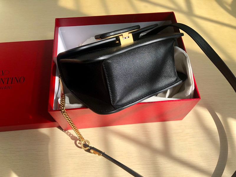 Amelia's Bag Gallery - VEL Bags - 1310