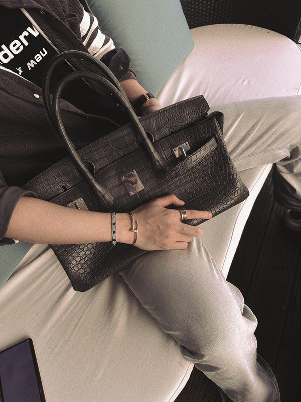 Amelia - HMS Bags - 1583