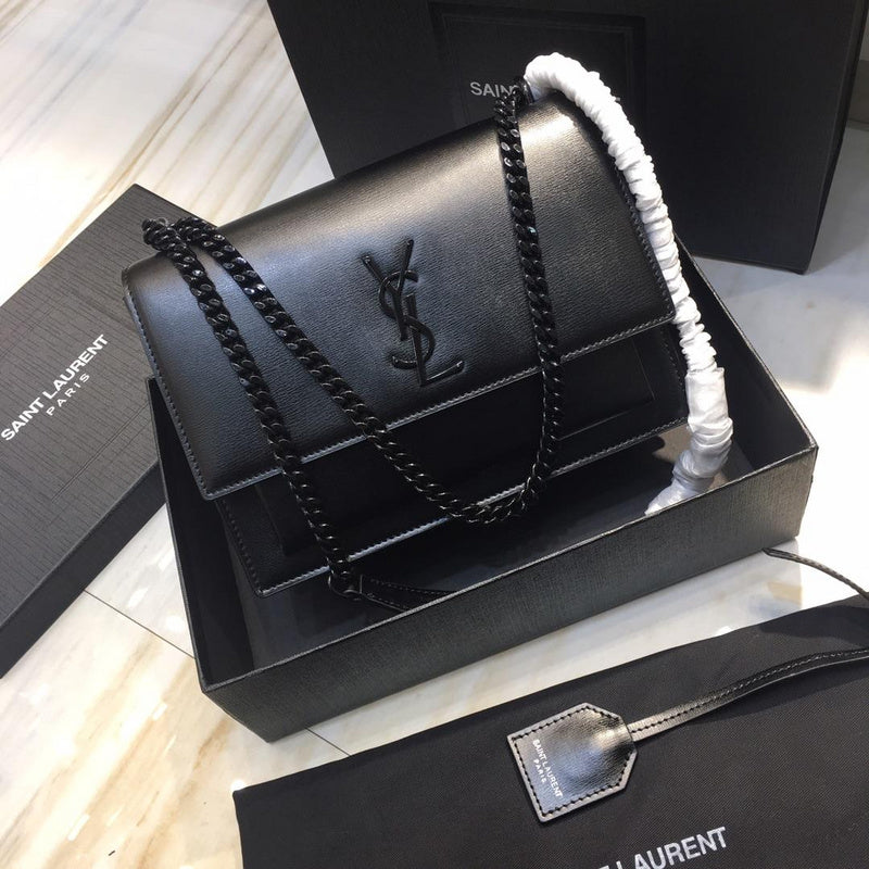 Amelia - YSL Bag - 2680