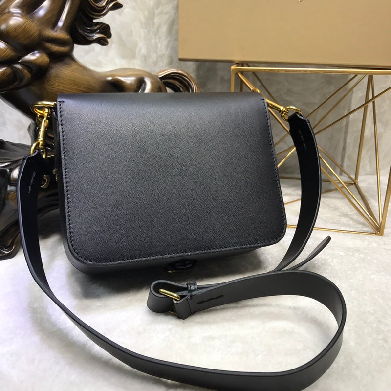 Burberry Bags - Bagsattire   259