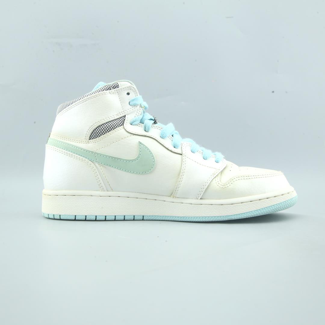JORDAN 1 RETRO HIGH