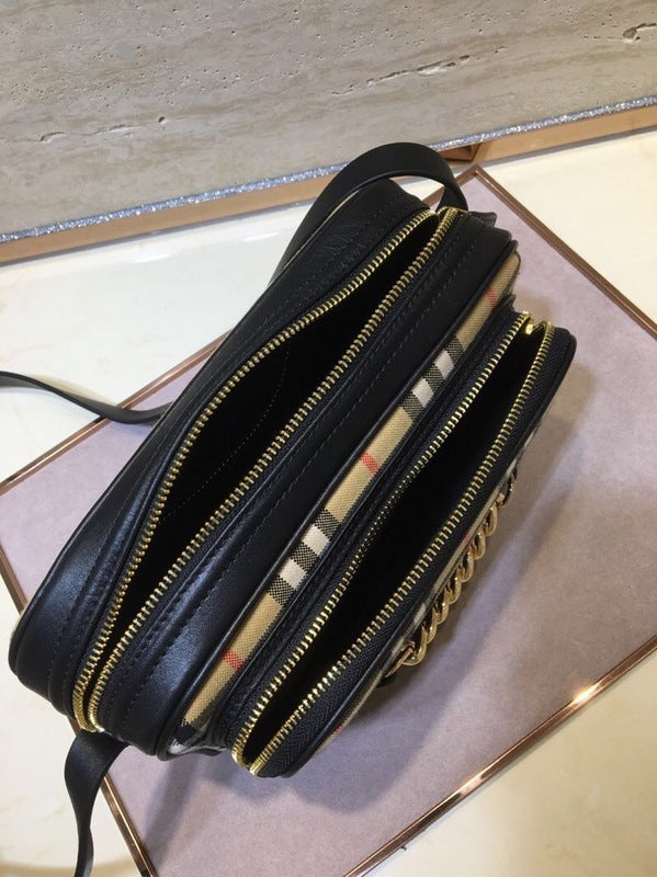 Burberry Bags - Bagsattire   369