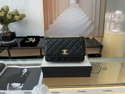 Wellow Bags - Chanel - Bags  - 384