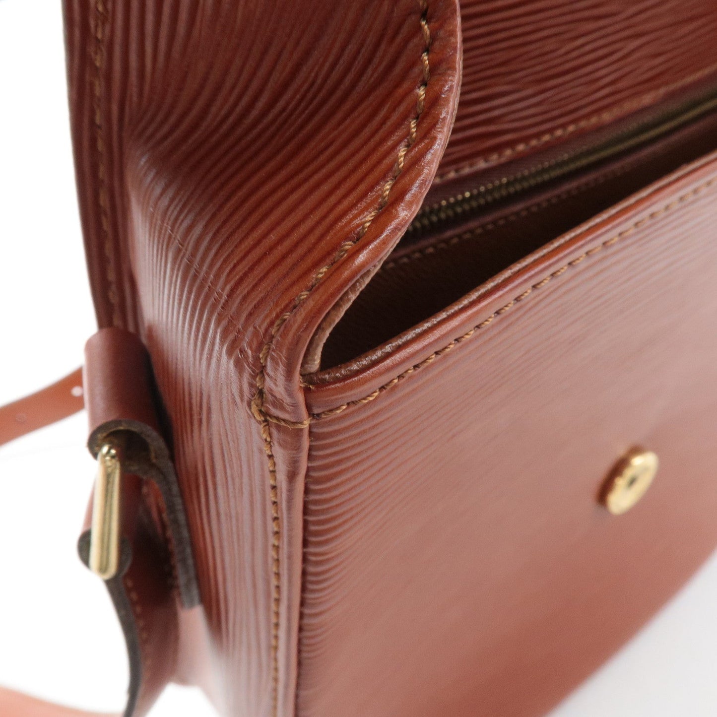 Louis Vuitton Epi Saint Cloud Shoulder Bag Kenya Brown M52193