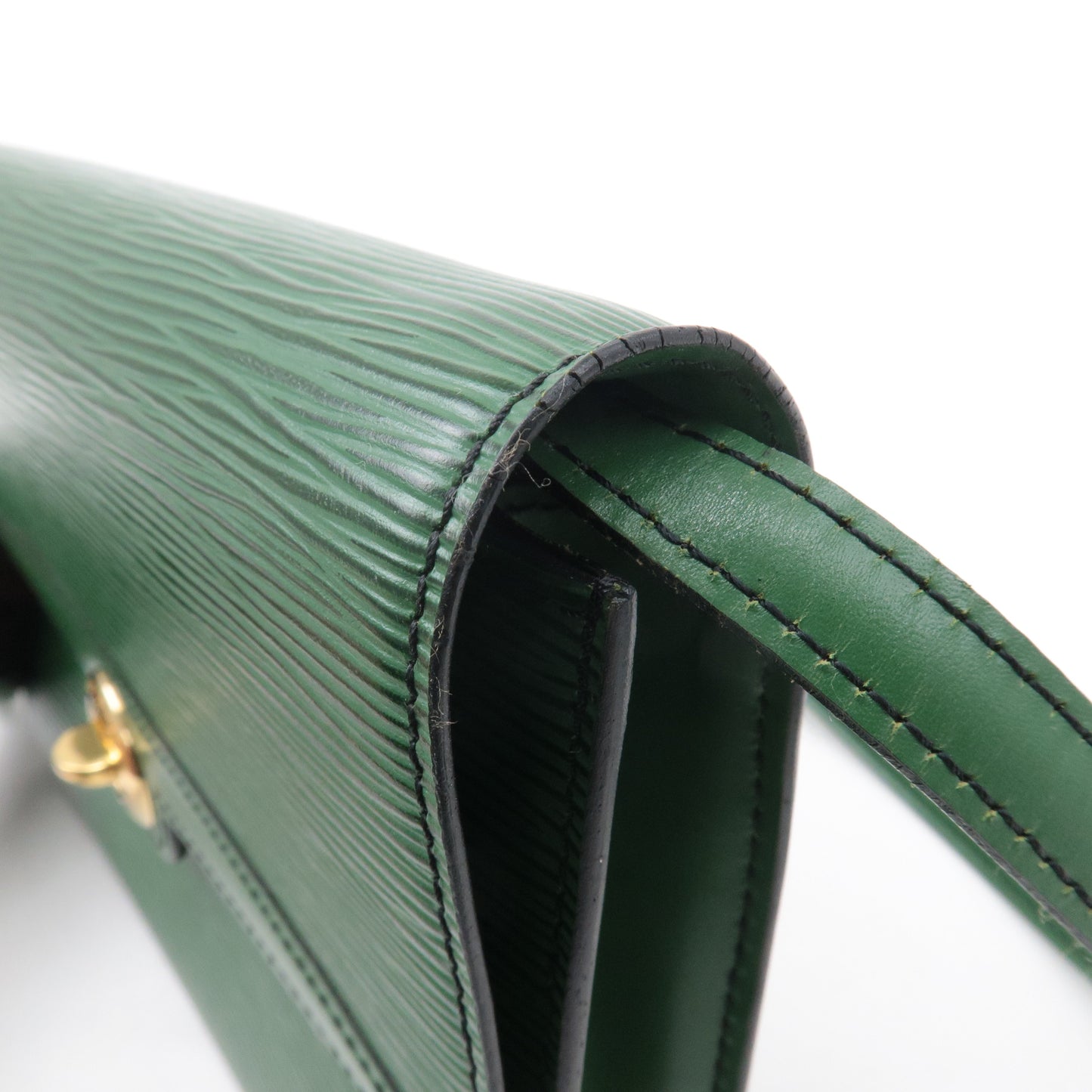 Louis Vuitton Epi Pochette Arche Shoulder Bag Borneo Green M52574