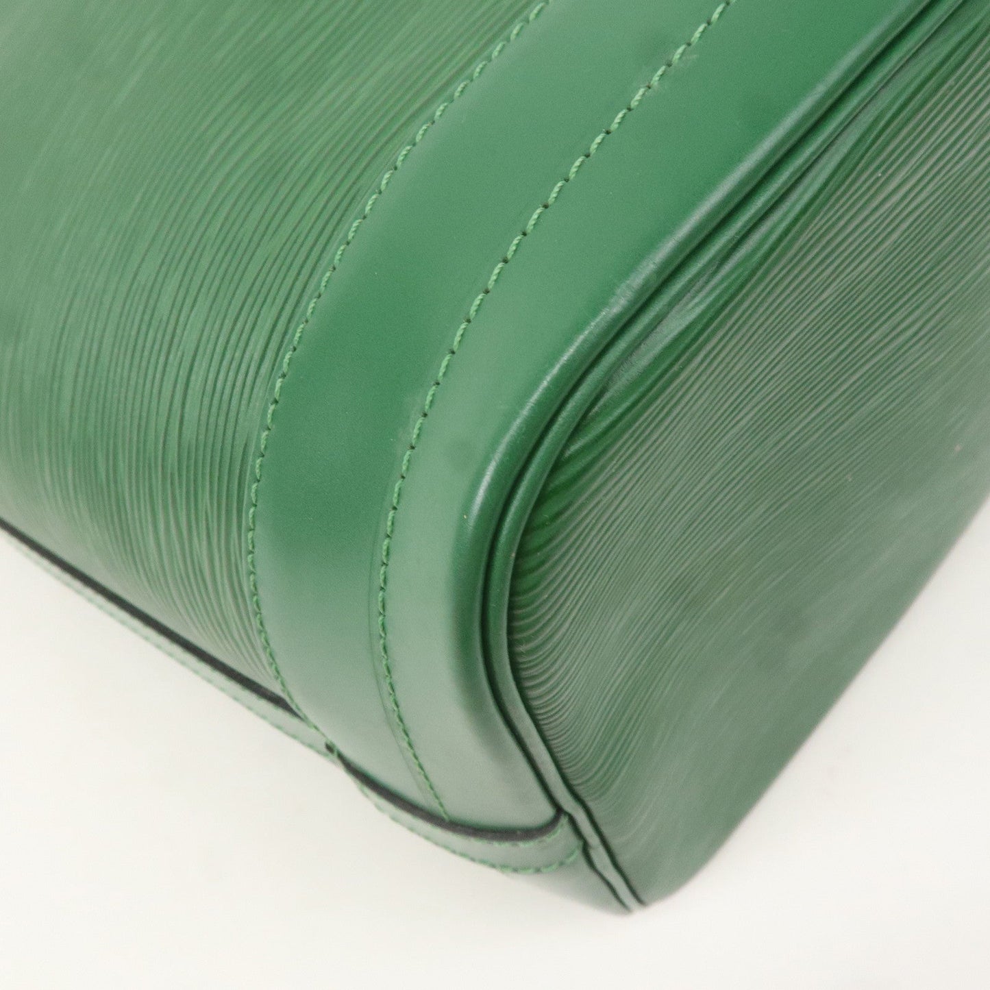Louis Vuitton Epi Noe Shoulder Bag Borneo Green M44007