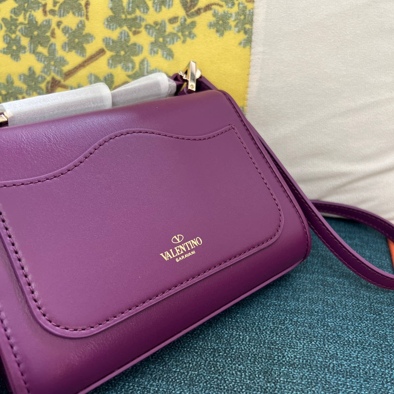 Amelia's Bag Gallery - VEL Bags - 495