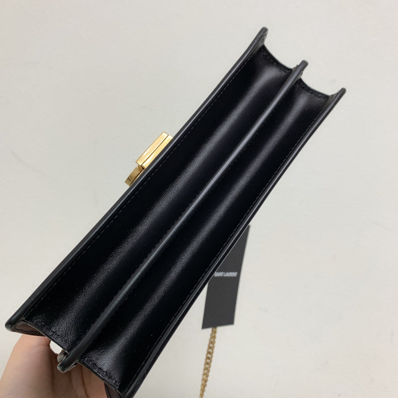 Amelia - YSL Bag - 3820