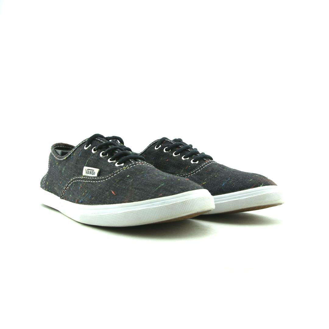 VANS AUTHENTIC