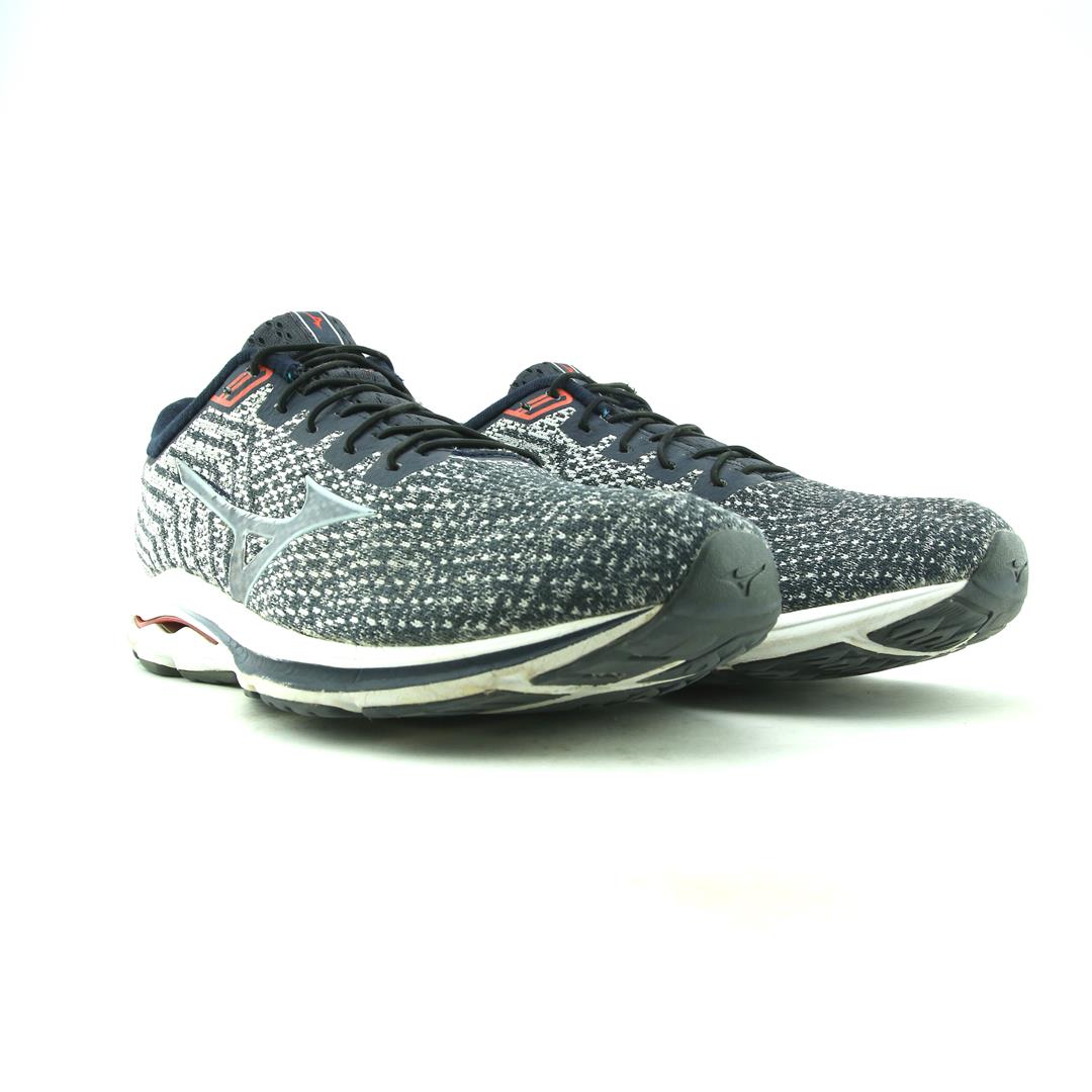MIZUNO WAVE INSPIRE 17