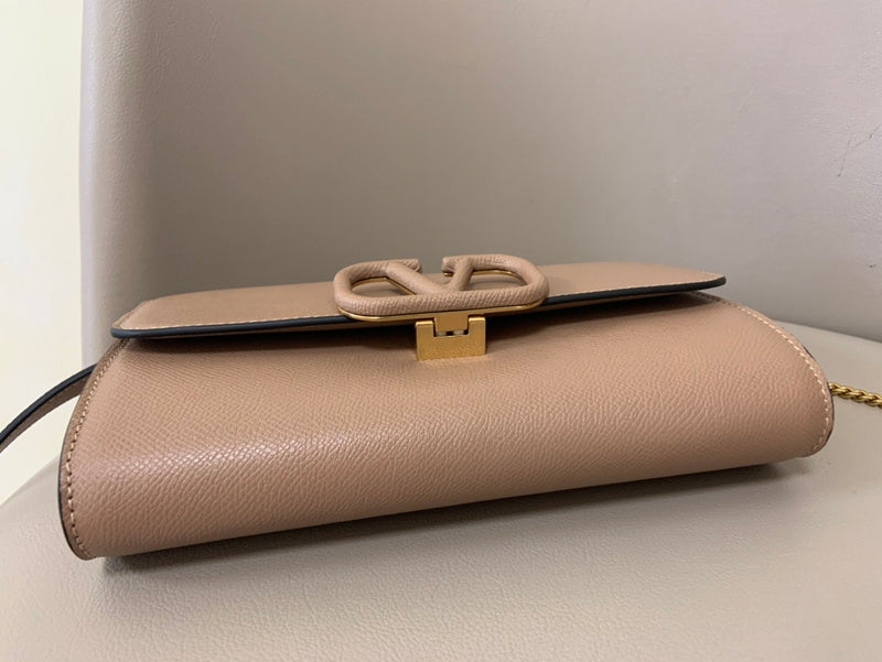VAL LUXURY BAGS - FOR FASHION LOVERS  AFFORDABLE LUXURY BAGS- 776