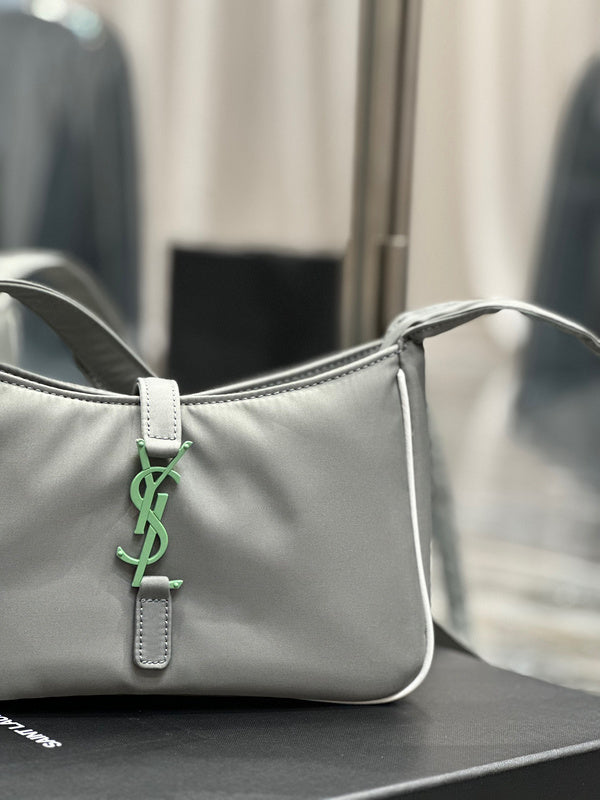 Amelia - YSL Bag - 1922