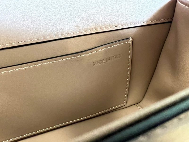 Amelia's Bag Gallery - VEL Bags - 1164