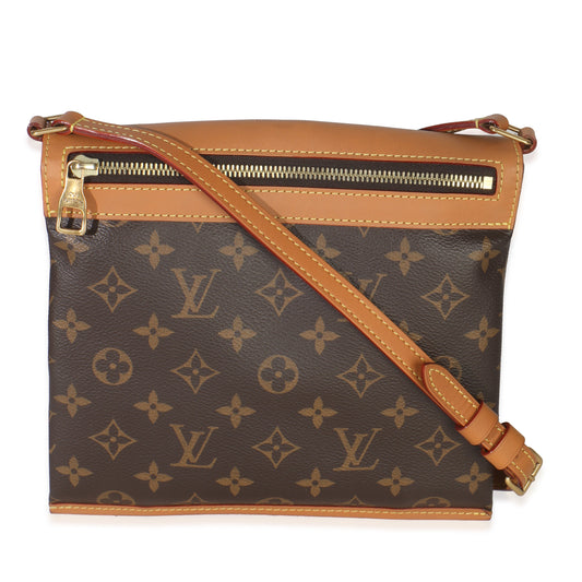 Louis Vuitton Monogram Canvas Legacy Saumur Messenger PM